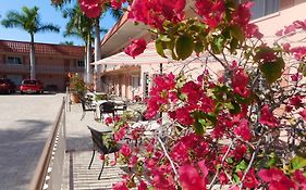 Hibiscus Suites - Sarasota